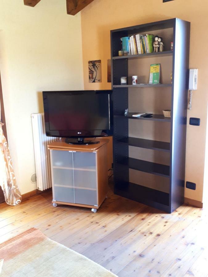 Casa Madonnina Apartment Dossobuono Ngoại thất bức ảnh